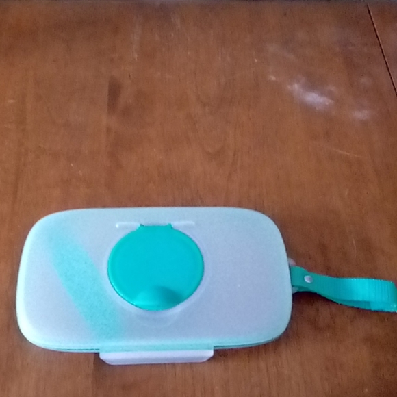 Wipe container - Picture 1 of 1